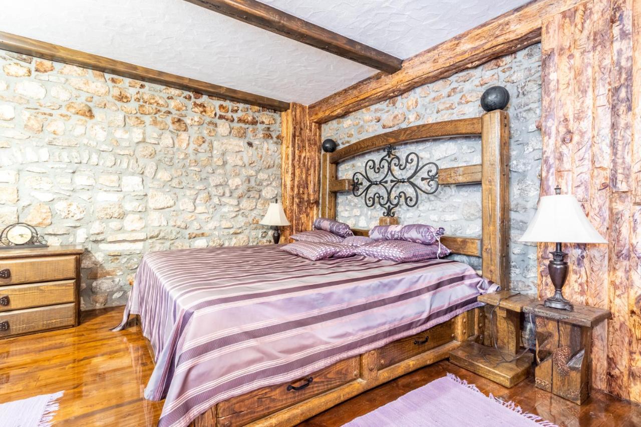 Апартаменты Stone House Srida Башка-Вода Экстерьер фото